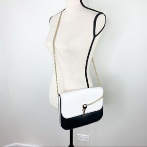 TopShop White and Black‎ Tri-Fold Convertible Chain Shoulder Bag Key Closure